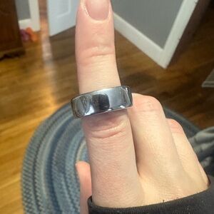 Oura Ring size 6 (gen 3) silver and charger, used